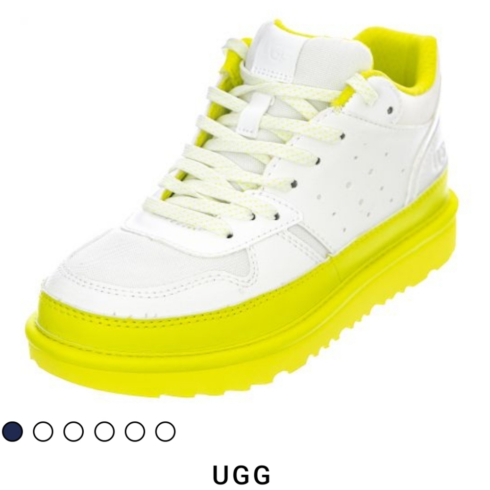 UGG Highland size 5
